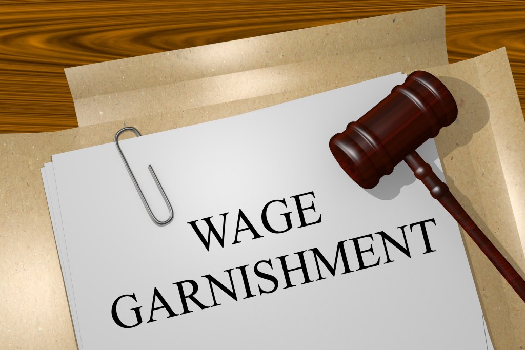 How Does the CRA Garnish My Wages? CRA Garnishment